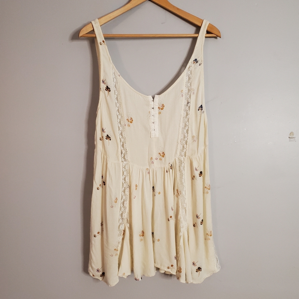 Free People Intimately Give a Little mini slip S cream floral lightweight